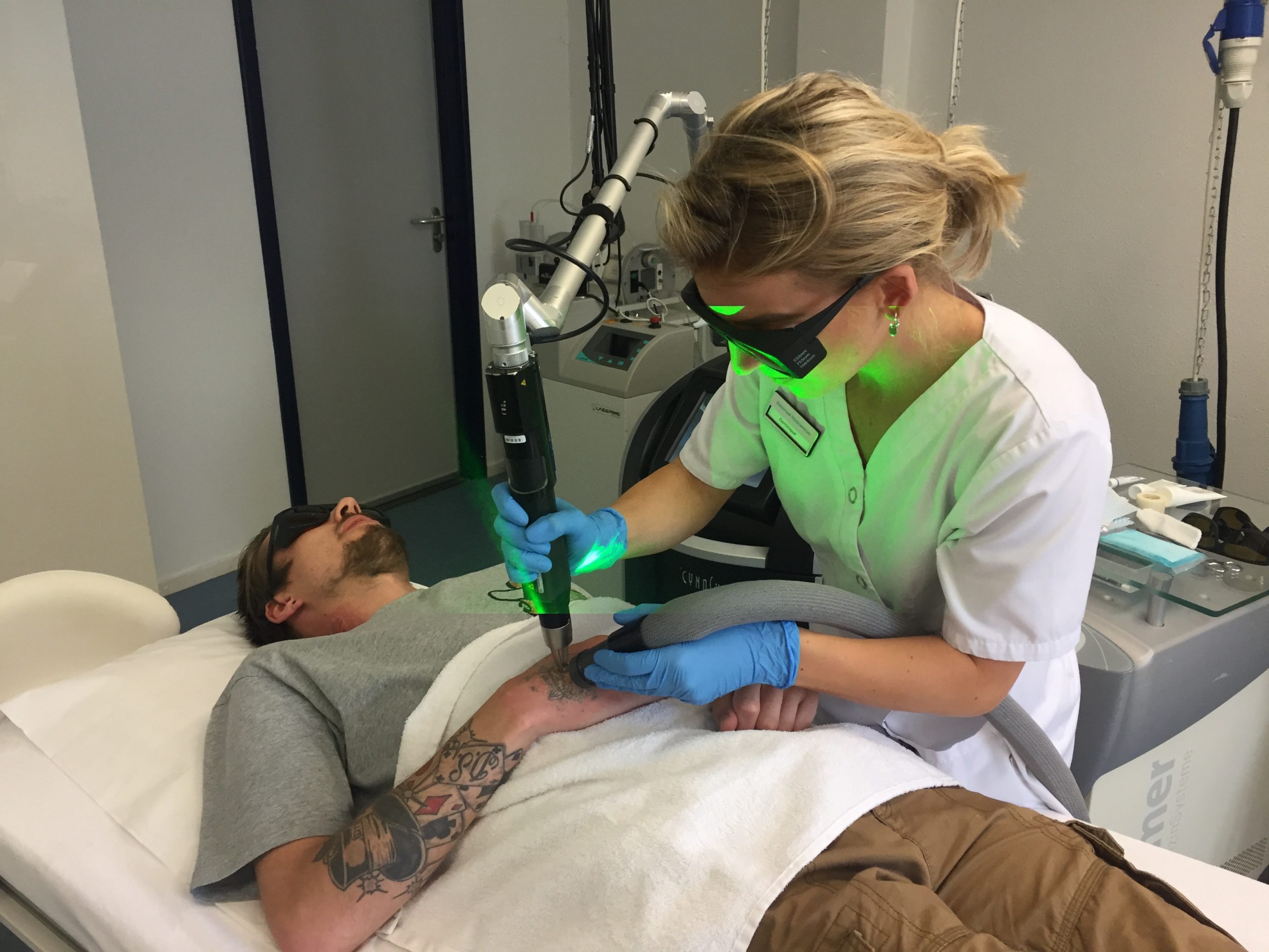 Spijt? Dit zijn de meest verwijderde tatoeages